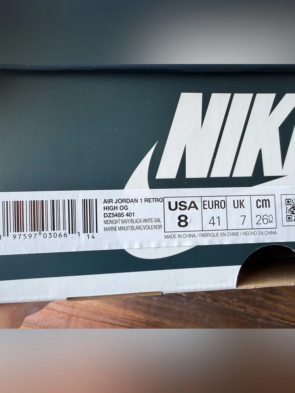 Air Jordan 1 Retro High OG - Picture 7 of 7